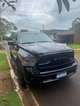 RAM 1500 5.7 V8 GASOLINA LIMITED CD 4X4 AUTOMÁTICO
